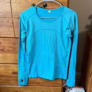 Lululemon Blue Long Sleeve Athletic Top